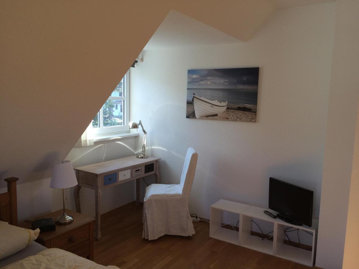 Haus Zeesenboot Lee Villa Hiddensee Exteriör bild